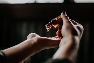 施術のための精油ブレンディング講座